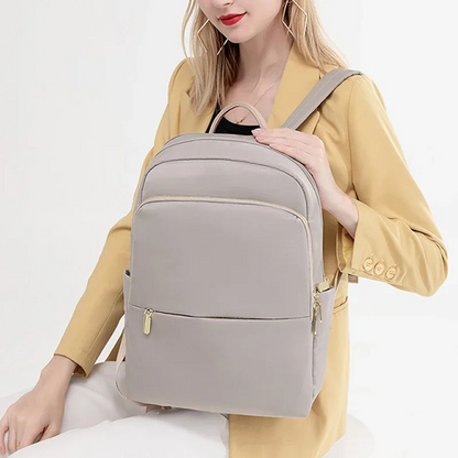 Urban Chic Women's Minimalist Laptop Bag