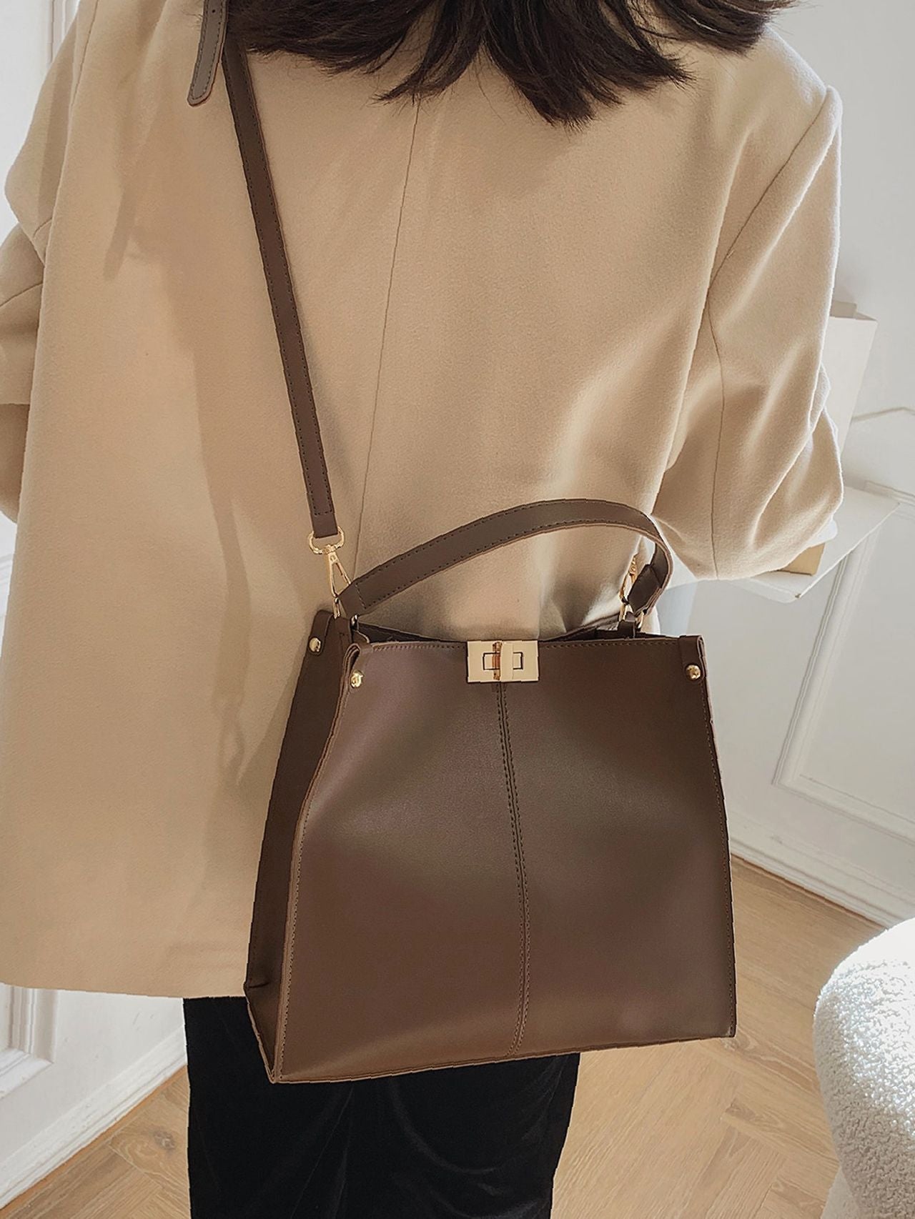 Elegant Twist Lock Bucket Bag Brown