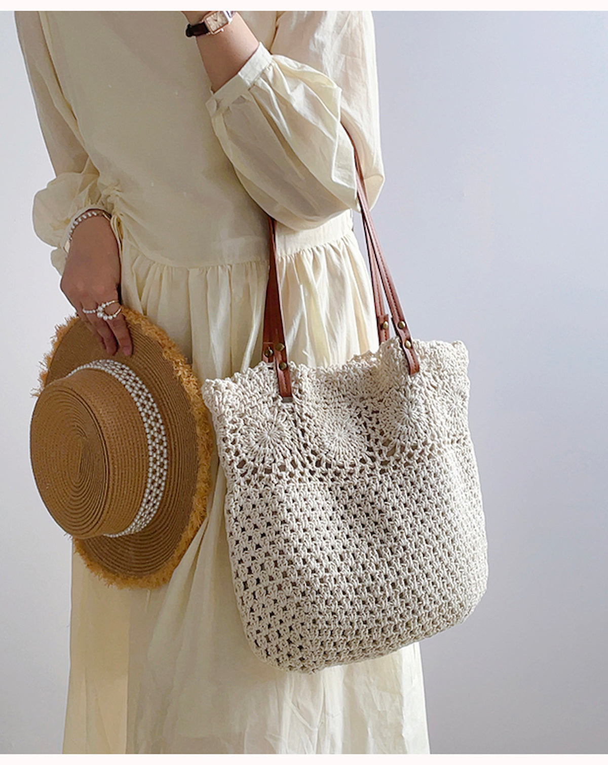 Flower Design Knitted Spacious Shoulder Bag