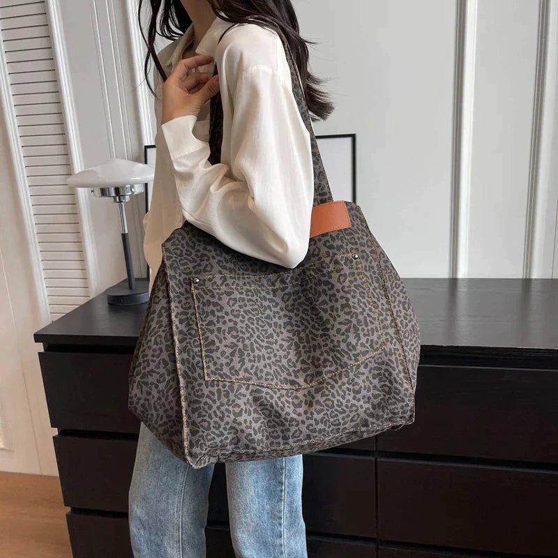 Stylish Leopard Print Porter Ladies Handbag