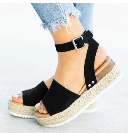 Anne Wedge Sandals With Platform