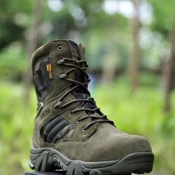 Tactical Combat Boots with Reinforced Sole