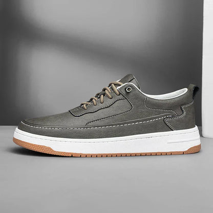 Men's Classic Leather Trainers with Flexibility