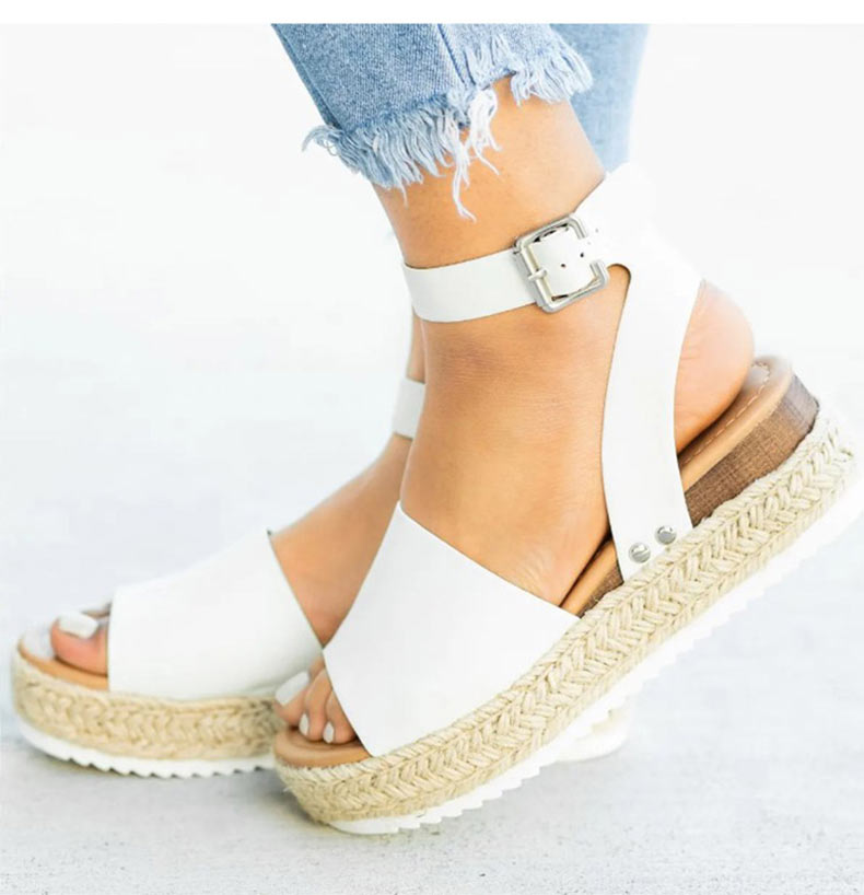 Anne Wedge Sandals With Platform