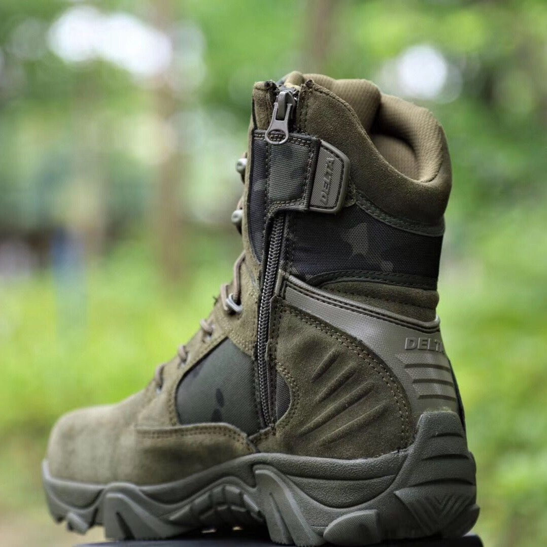 Tactical Combat Boots with Reinforced Sole