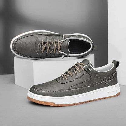 Men's Classic Leather Trainers with Flexibility