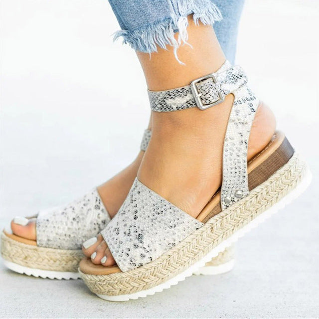 Anne Wedge Sandals With Platform